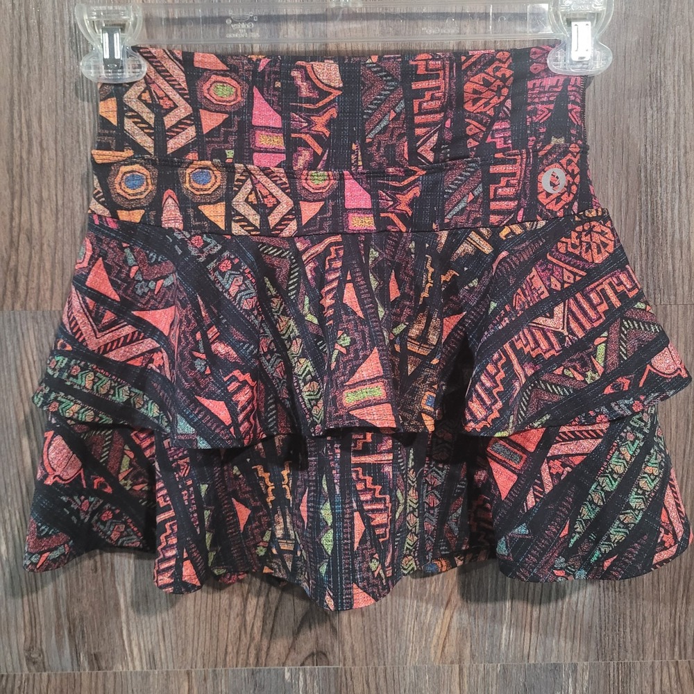 DONA JO Aztec Multicolor Athletic Golf Skort Sz 1 Ruffle Artsy Tennis Pickleball
